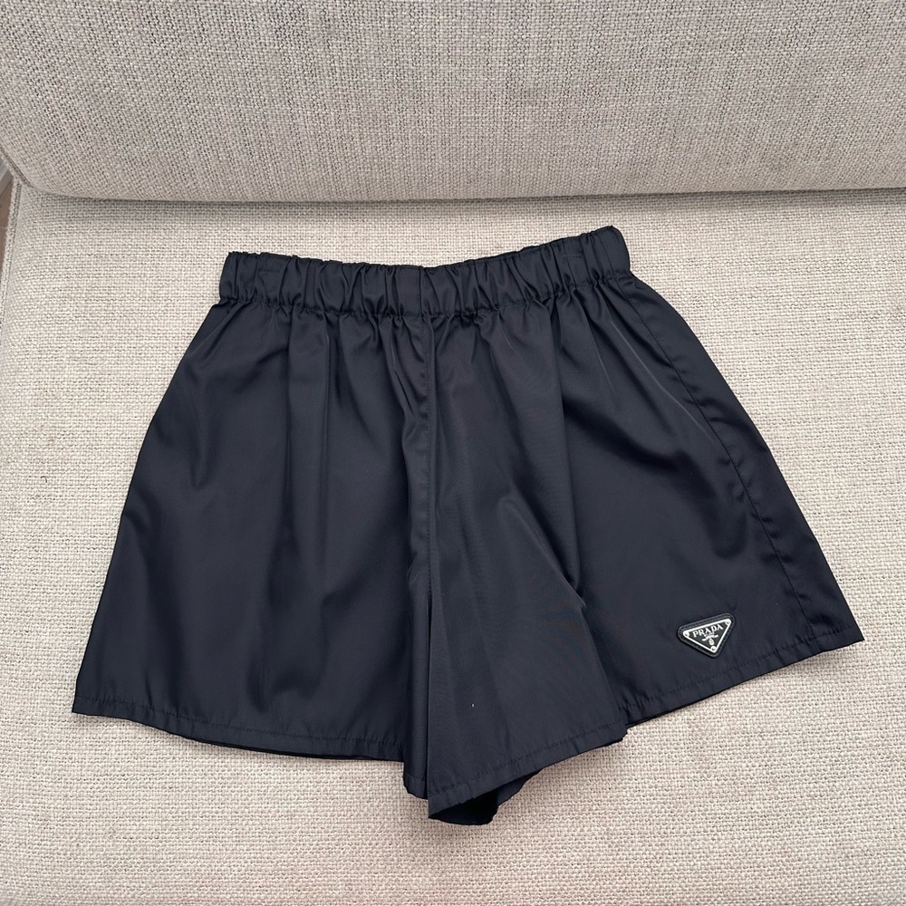 COPY - Prada Women’s ReNylon Shorts size 42 - Picture 4 of 9